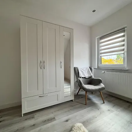 Gemuetlich Wohnen In Brake Appartement Bielefeld